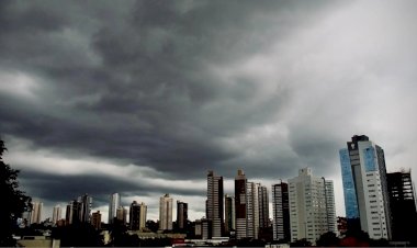 Defesa Civil alerta para chuvas intensas e ventos de até 60 km/h em Campo Grande