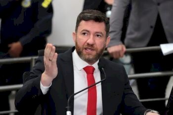 Câmara de Campo Grande aprova por unanimidade projeto de Maicon Nogueira que garante protocolo de humanização do parto