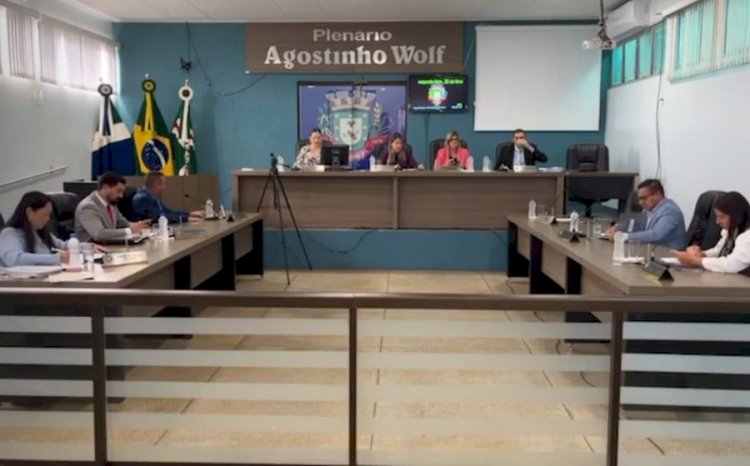 Fiscal ou Defensor? O Caso que Intriga Aral Moreira